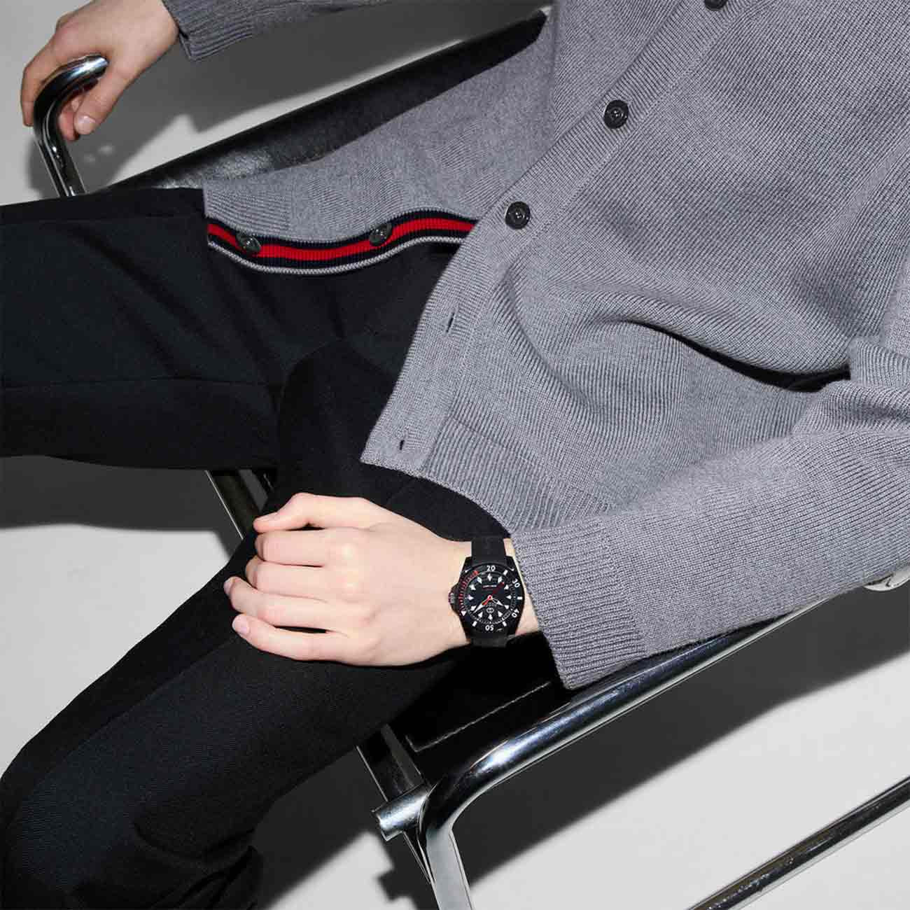 Gucci Dive Black Dial on Black Rubber Strap - 40mm