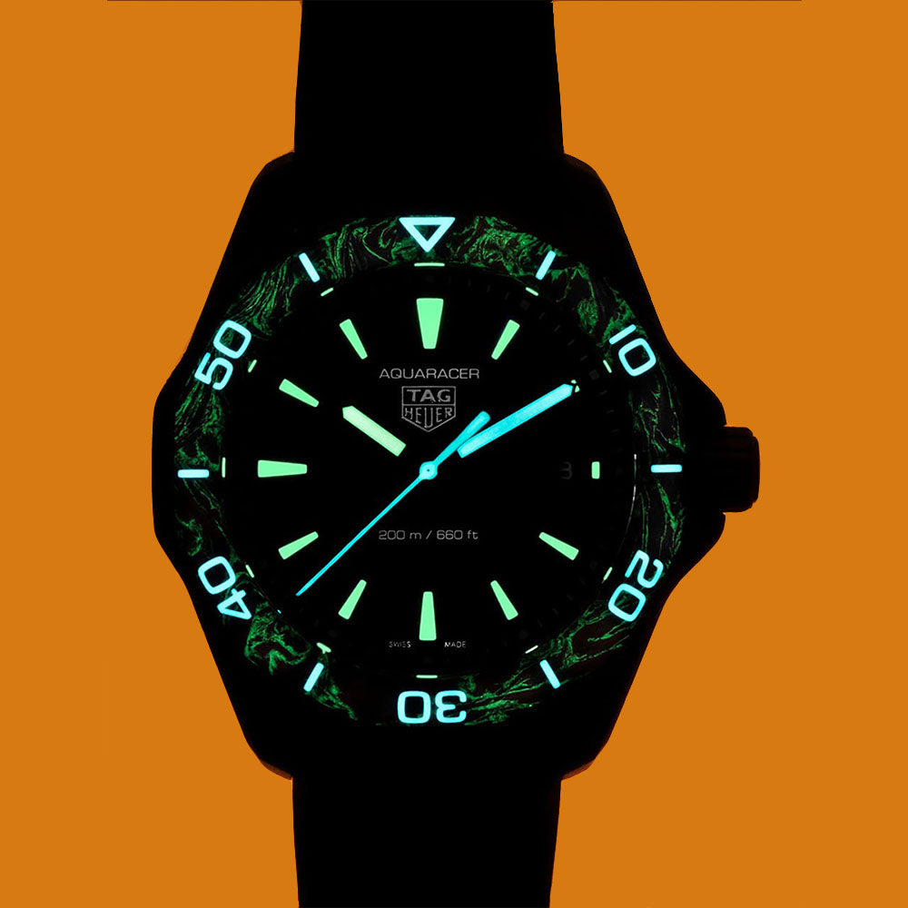 TAG Heuer Aquaracer Professional 200 Solargraph