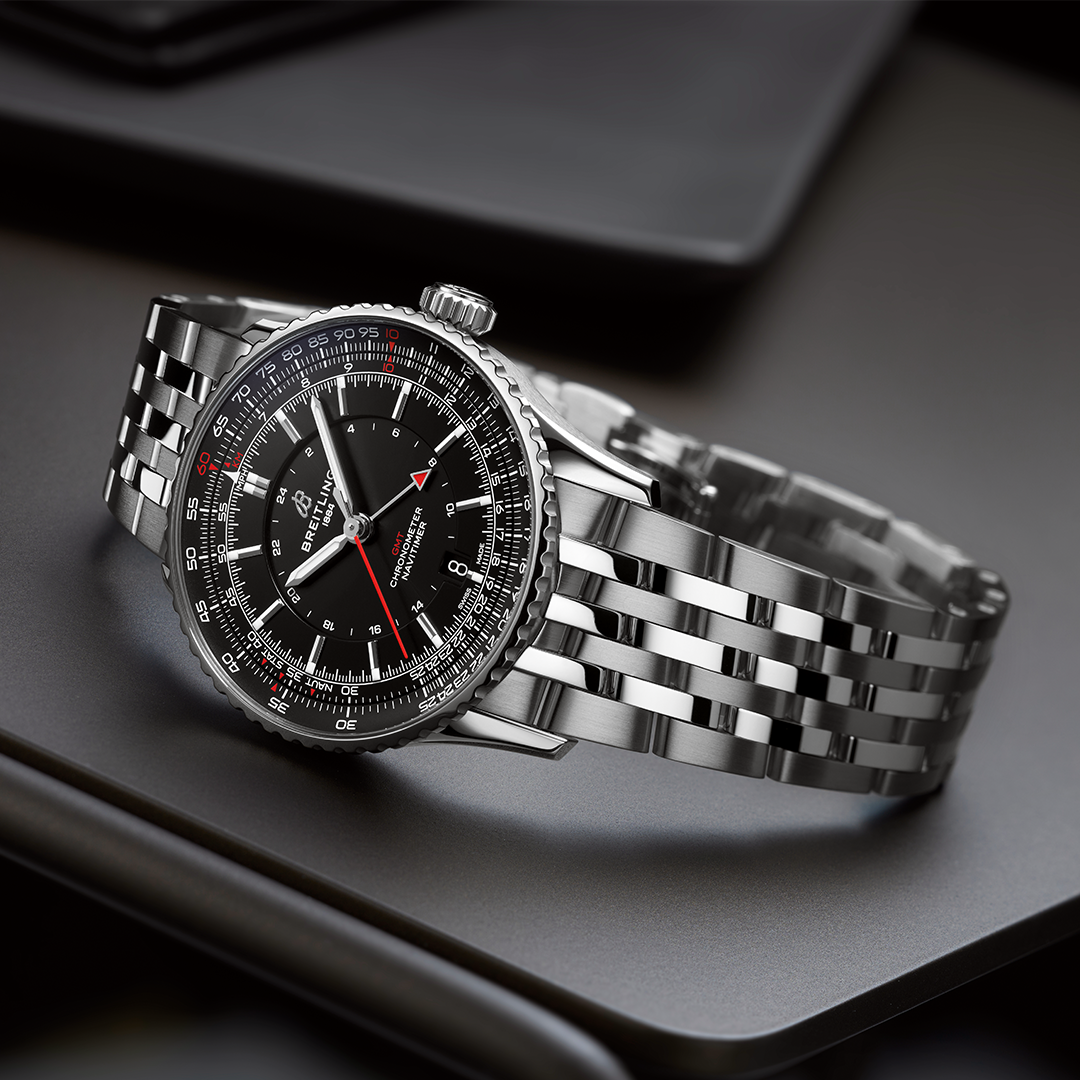 Breitling Navitimer Automatic GMT 41 Black Dial on Bracelet- 41mm