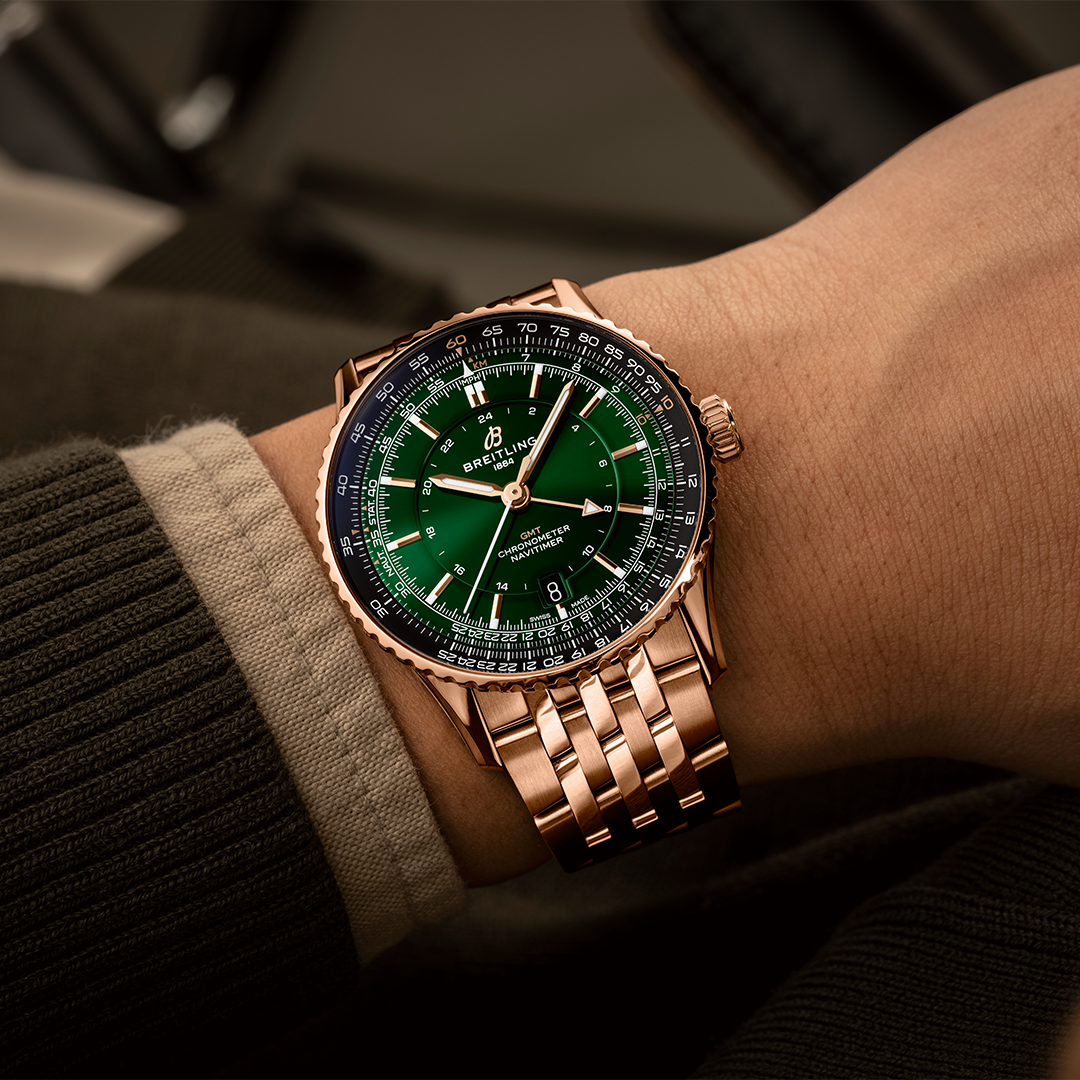 Breitling Navitimer Automatic GMT 41 Emerald Green Dial on 18K Red Gold Bracelet- 41mm
