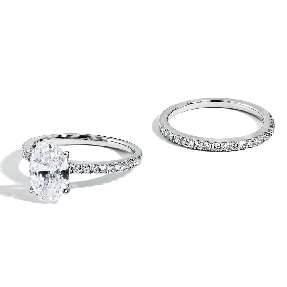 2 Carat Lab Grown Oval Diamond Engagement Ring Set