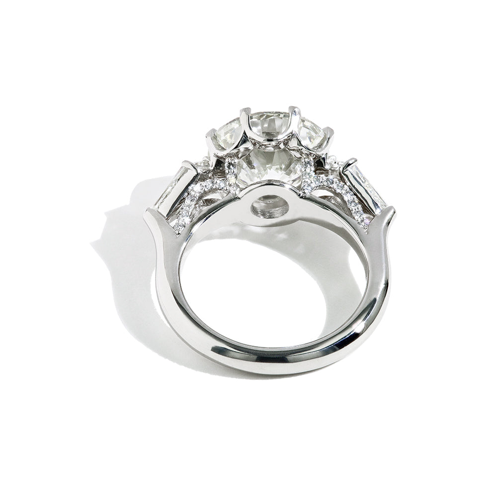Robert Pelliccia 5 Carat Round Diamond Three Stone Engagement Ring Setting
