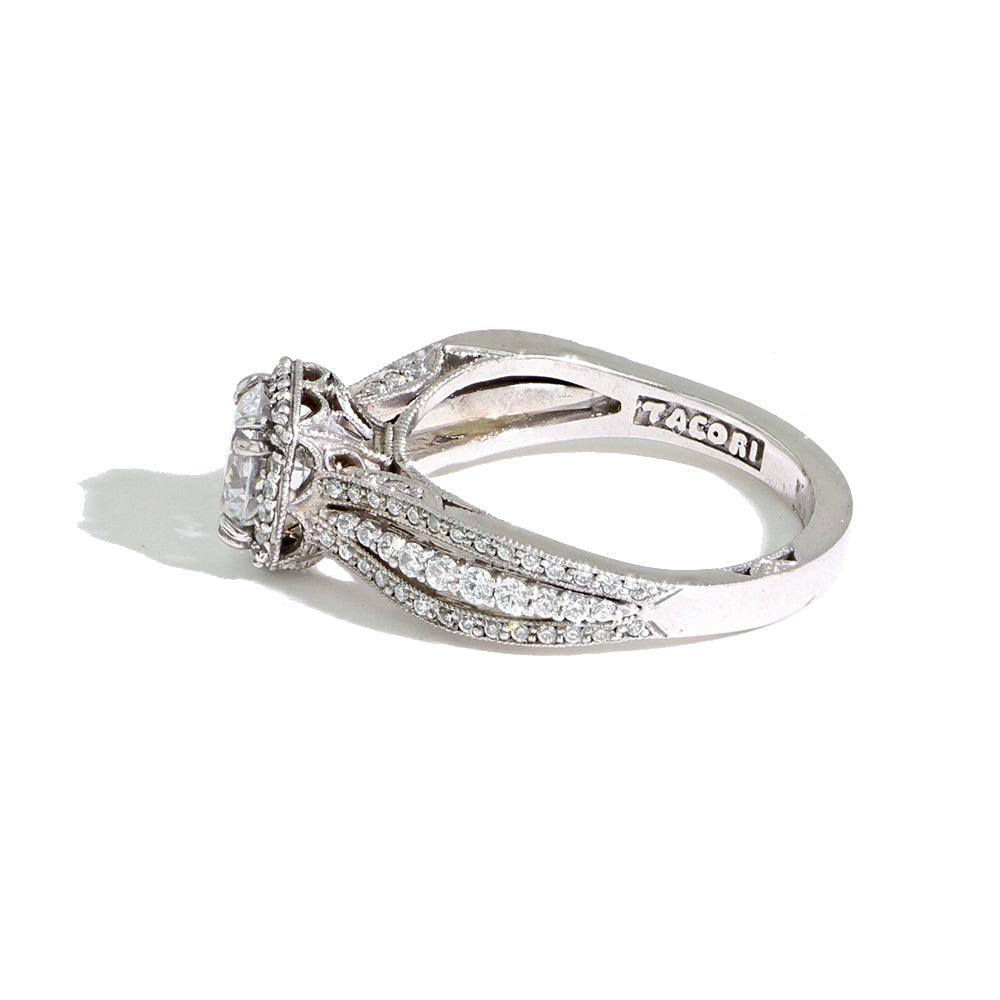 Tacori Dantela Round Cushion Halo Pavé Engagement Ring Setting