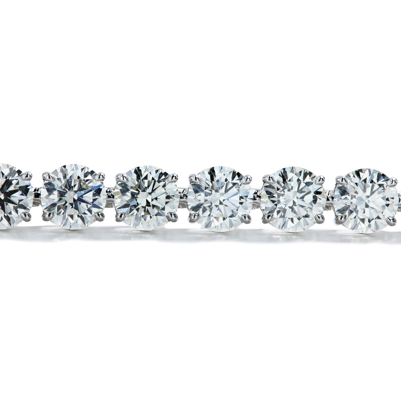 25.50 Carat Traceable Natural Diamond Tennis Bracelet