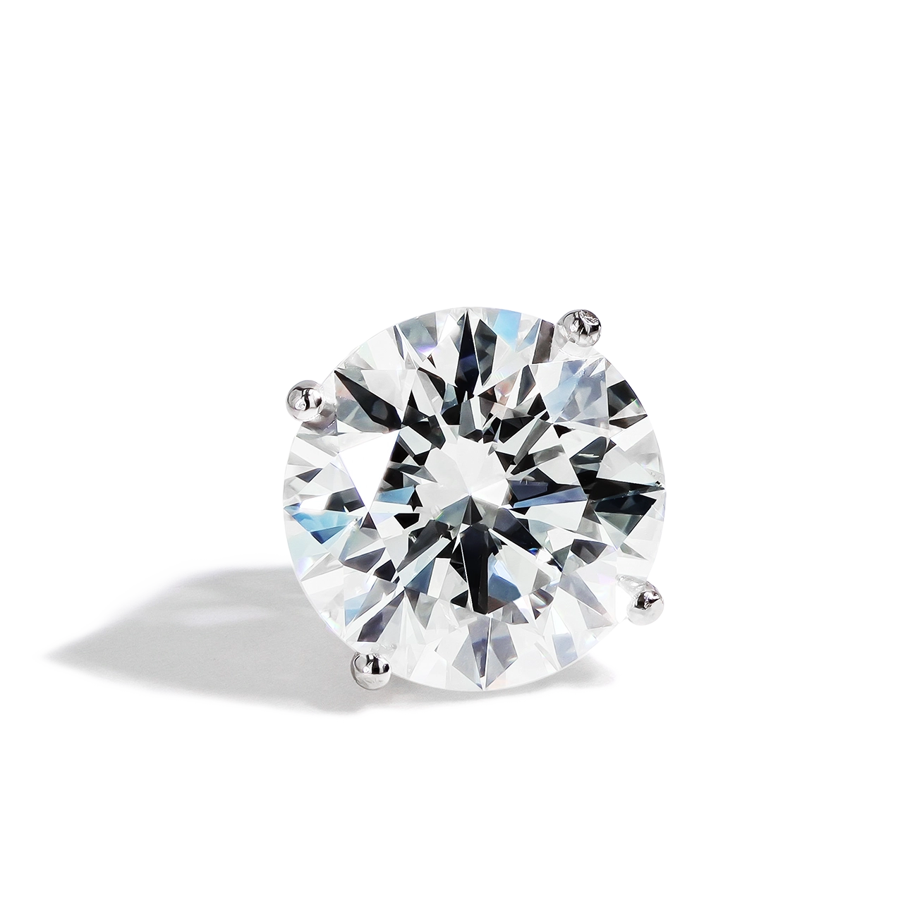 10 Carat Diamond Stud Earrings