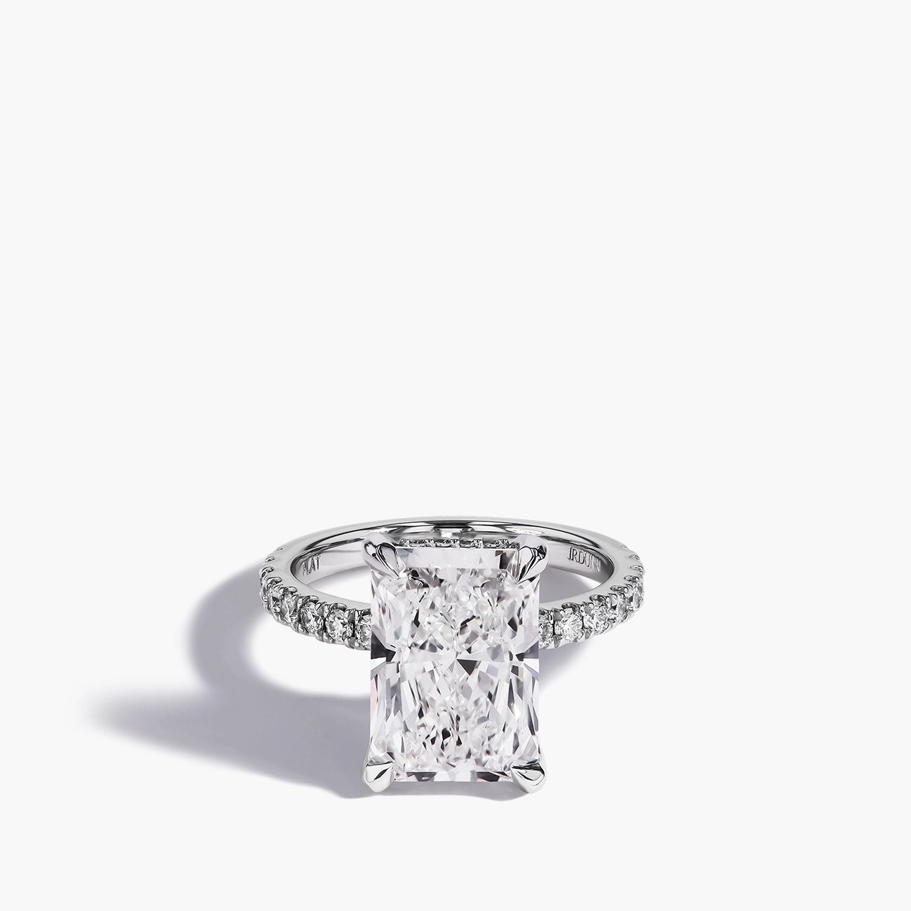 Robert Pelliccia Custom Radiant Diamond Engagement Ring Setting