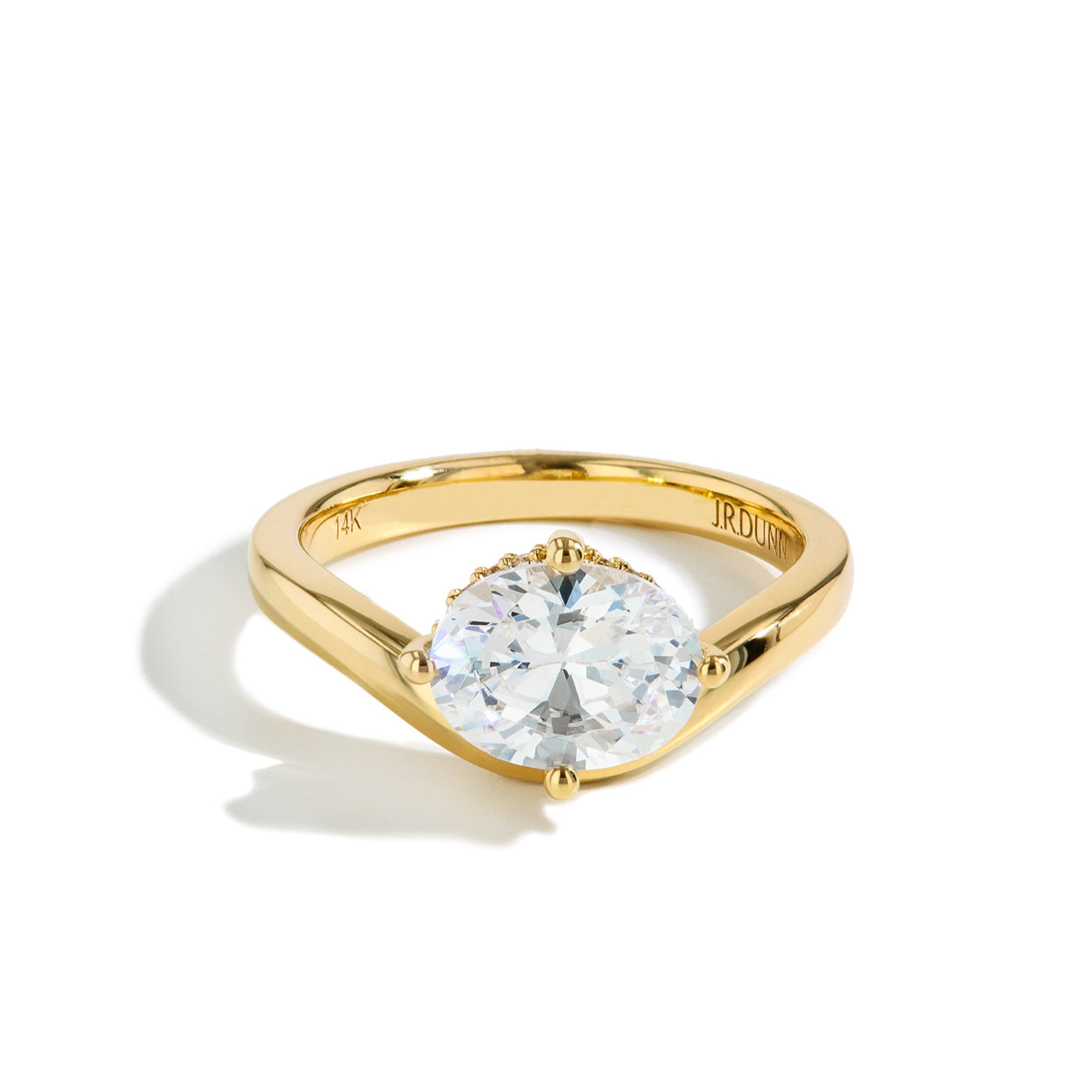 Oval Floating Diamond Curved Engagement Ring Setting