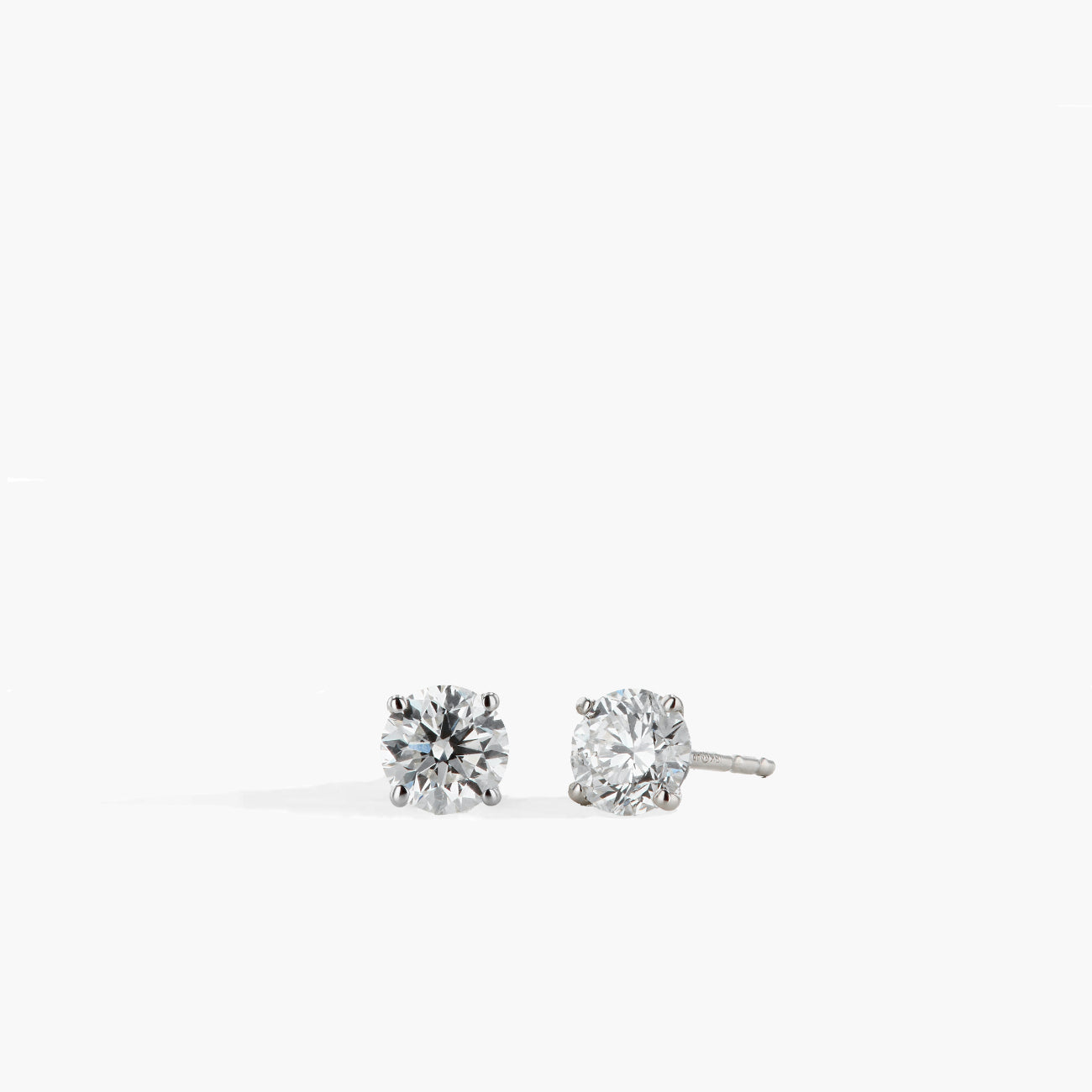 .75ctw Natural Diamond Stud Earrings