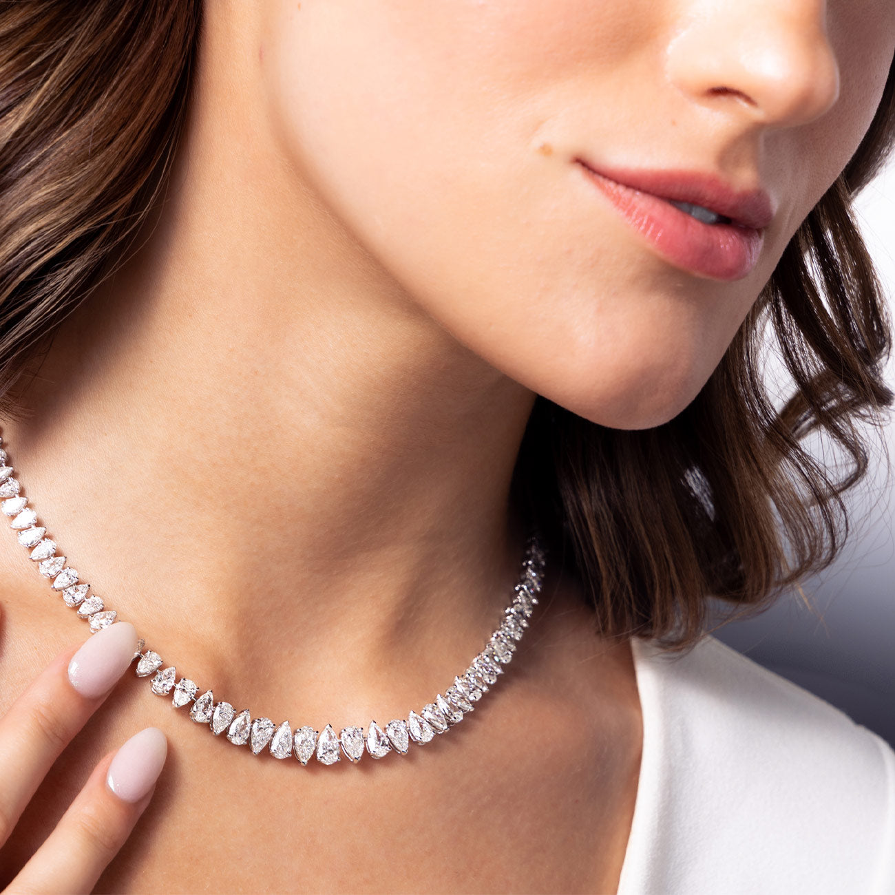 25 Carat Alternating Pear Diamond Tennis Necklace