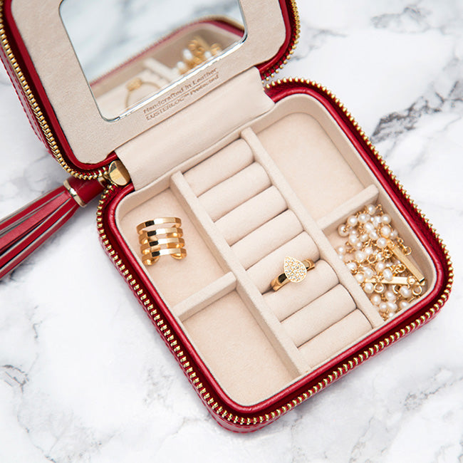 Wolf Caroline Red Leather Quilted Jewelry Zip Travel Case