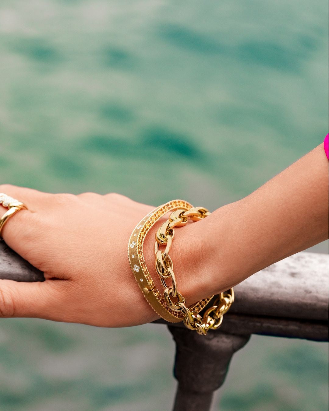 Roberto Coin Princess Yellow Gold Diamond Bangle Bracelet