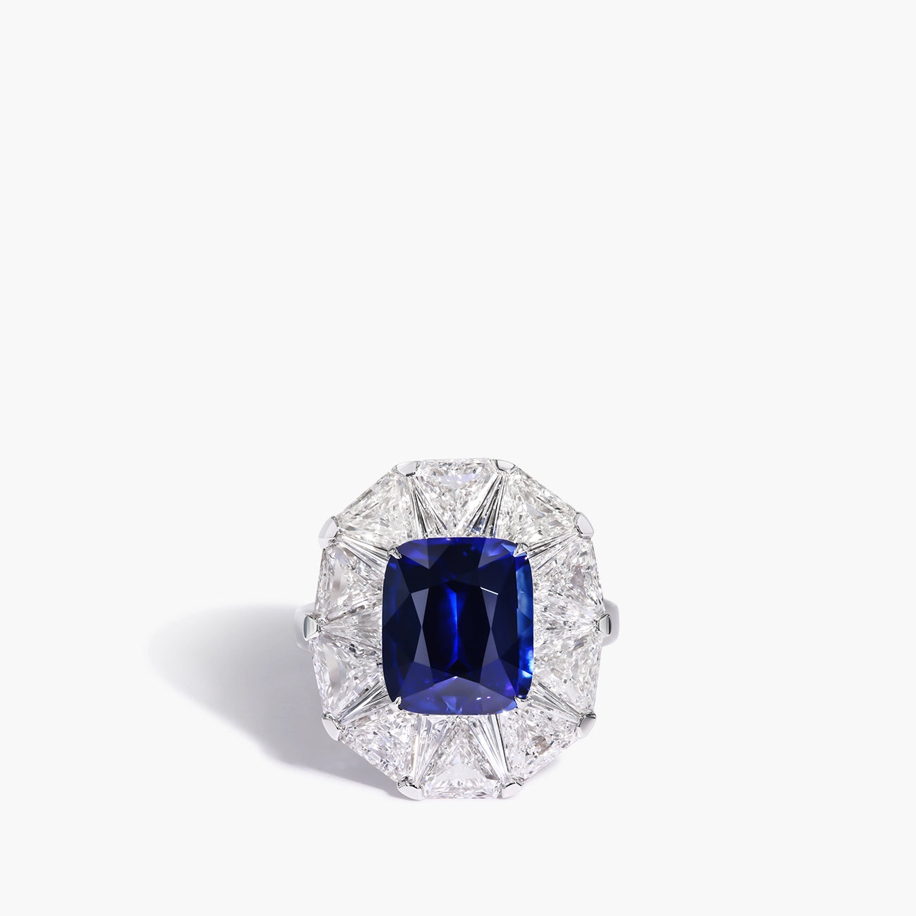 5 Carat Sapphire and Diamond Ring in 18K White Gold