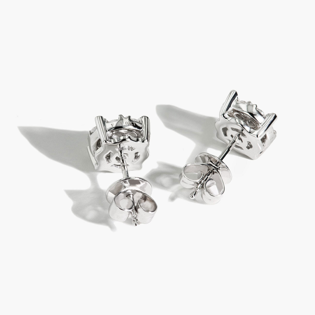 3 Carat Look Illusion Diamond Studs (1.00ctw)