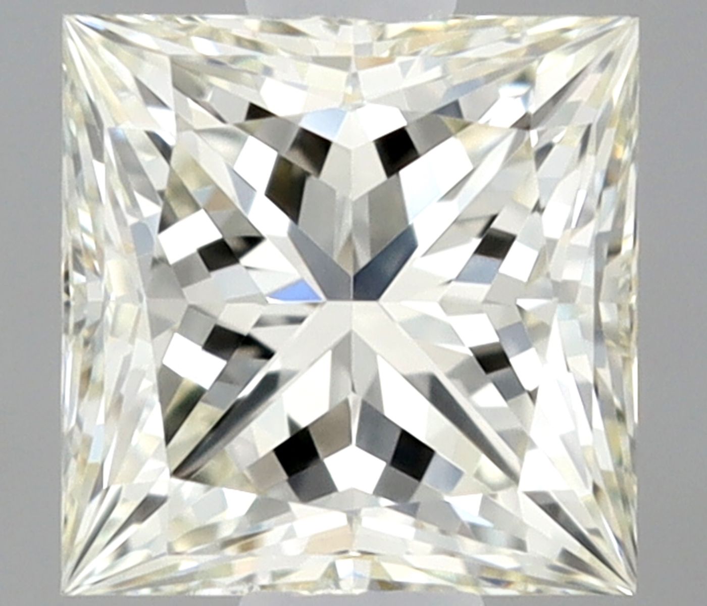 Diamond PRINCESS 0.34ct IF