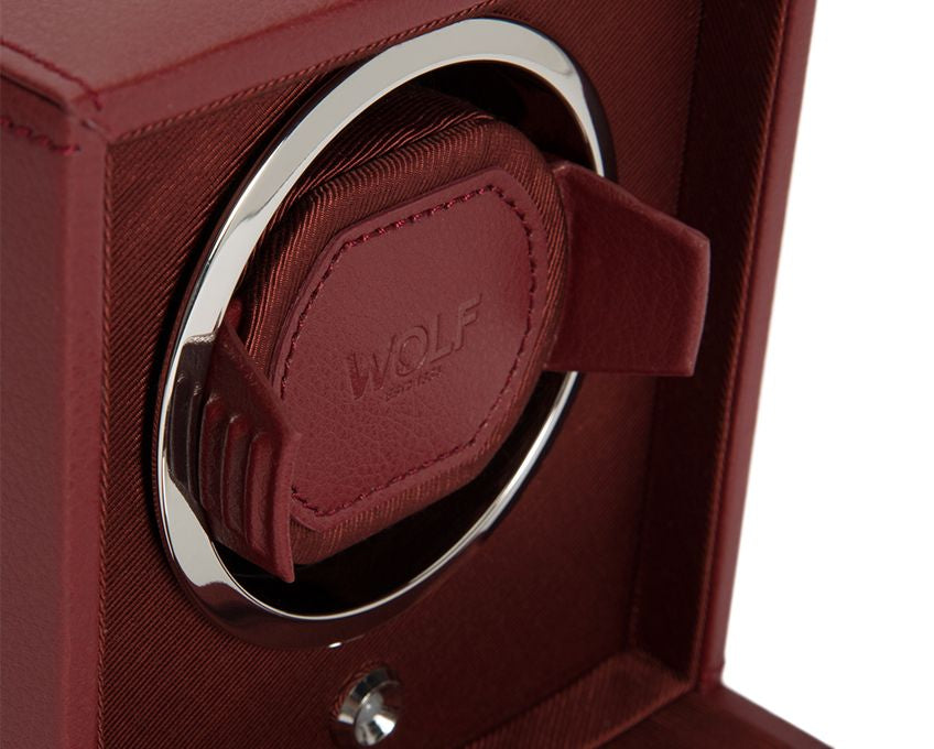 Wolf Cub Single Winder With Cover in Bordeaux Leather