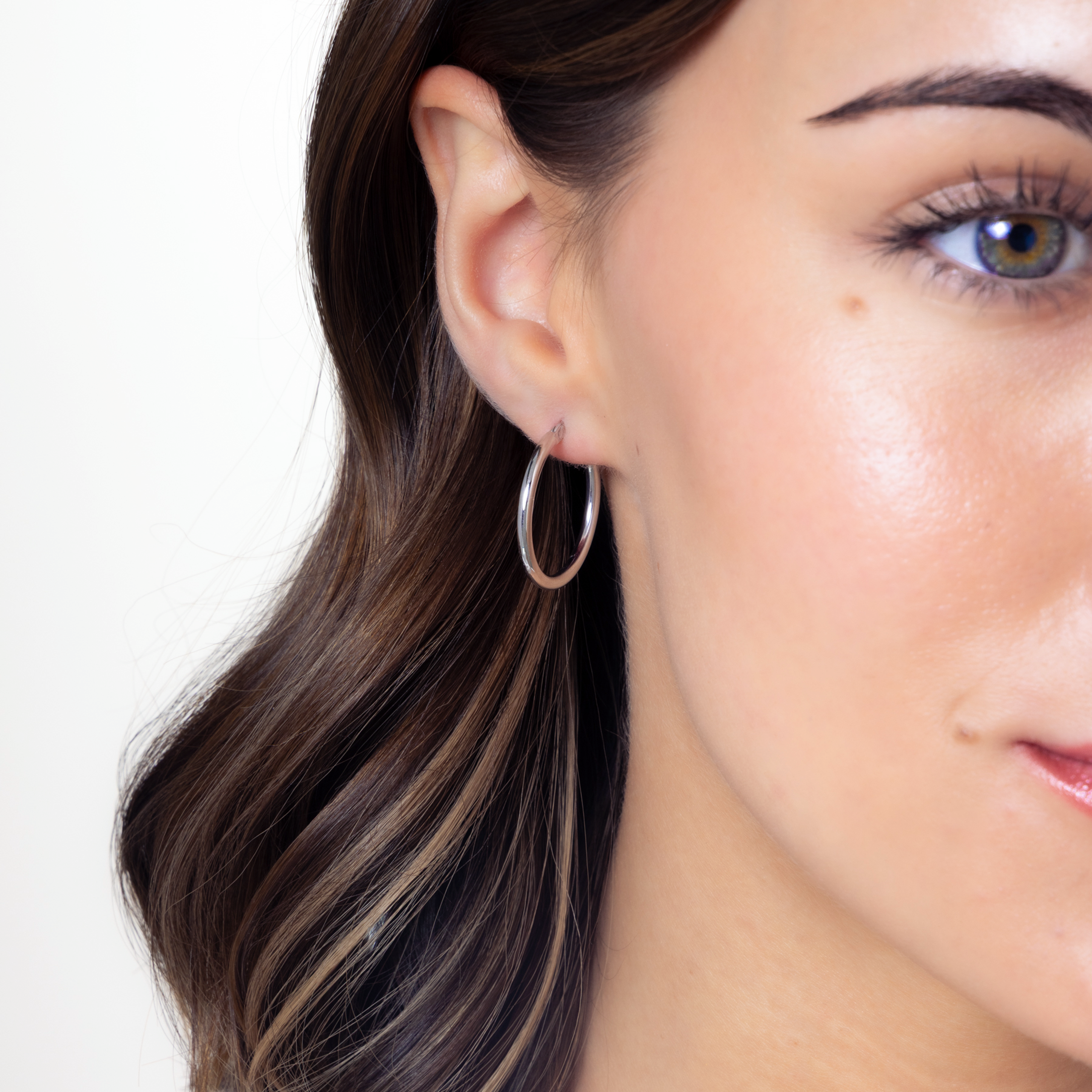 Roberto Coin White Gold Hoop Earrings - 25mm