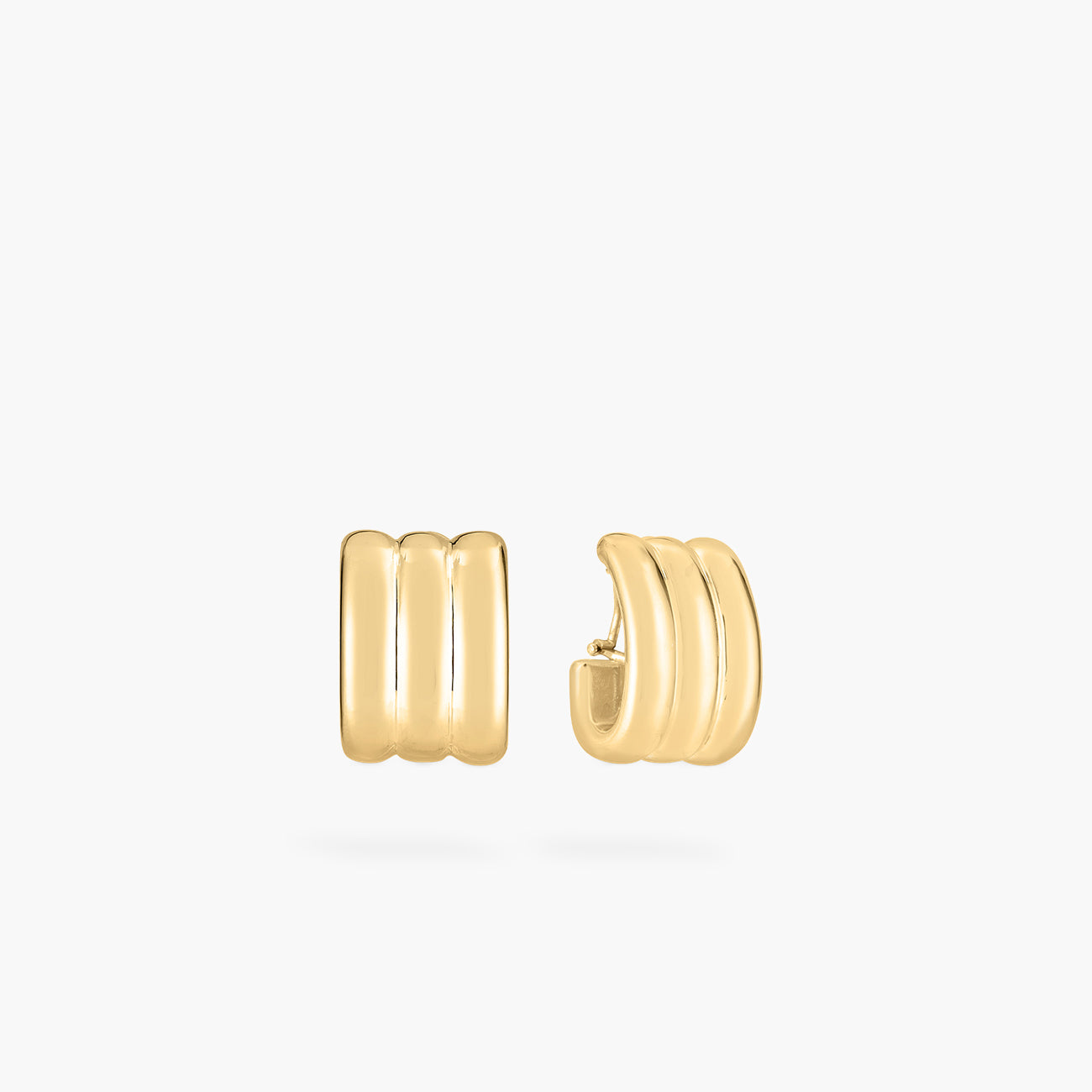 Roberto Coin Wide Ridged Earrings