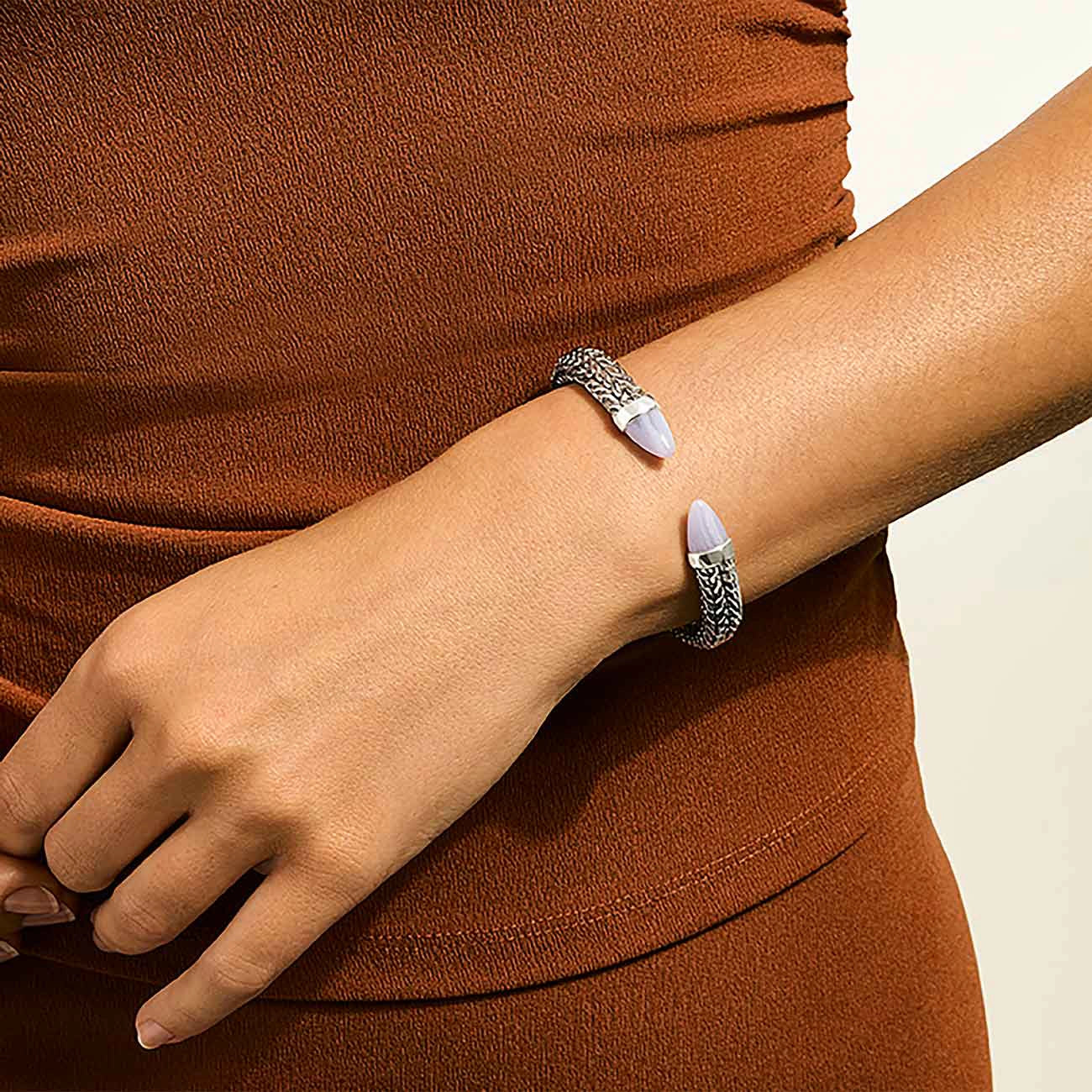 John Hardy Spear 50 Blue Lace Agate 8.9mm Flex Cuff