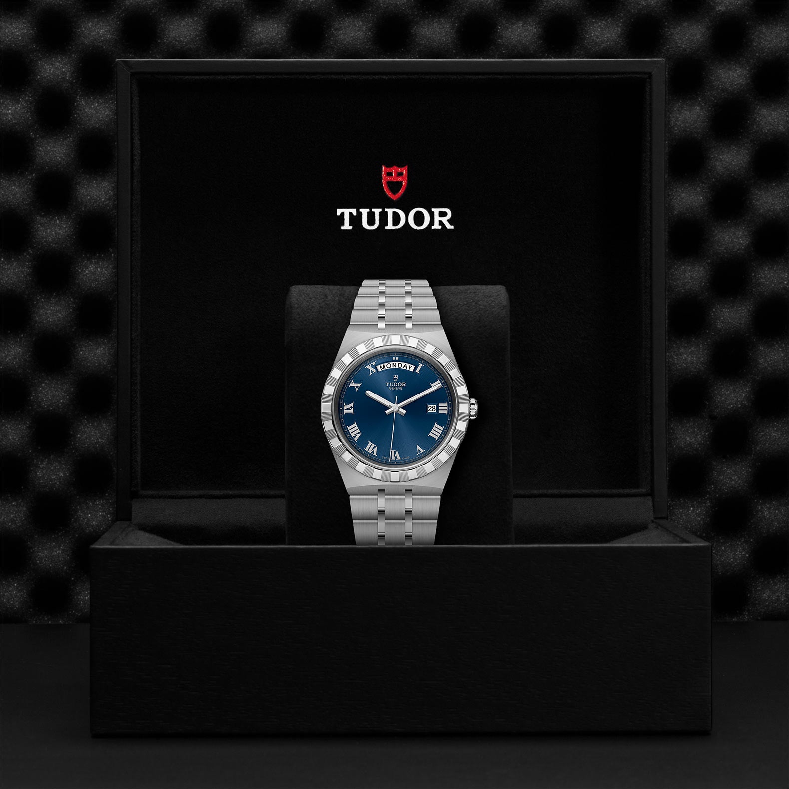 TUDOR Royal with 41mm Steel Case and Blue Dial