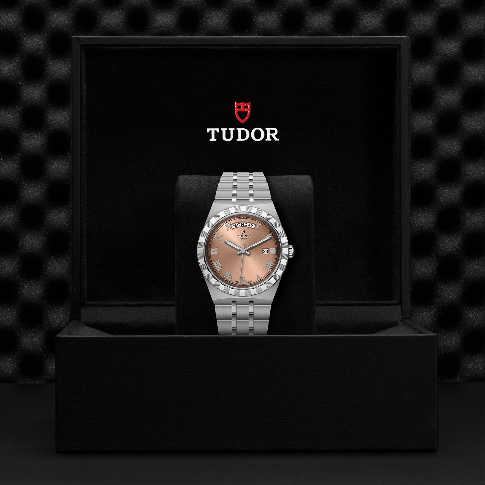 TUDOR Royal with 41mm Steel Case and Salmon Dial