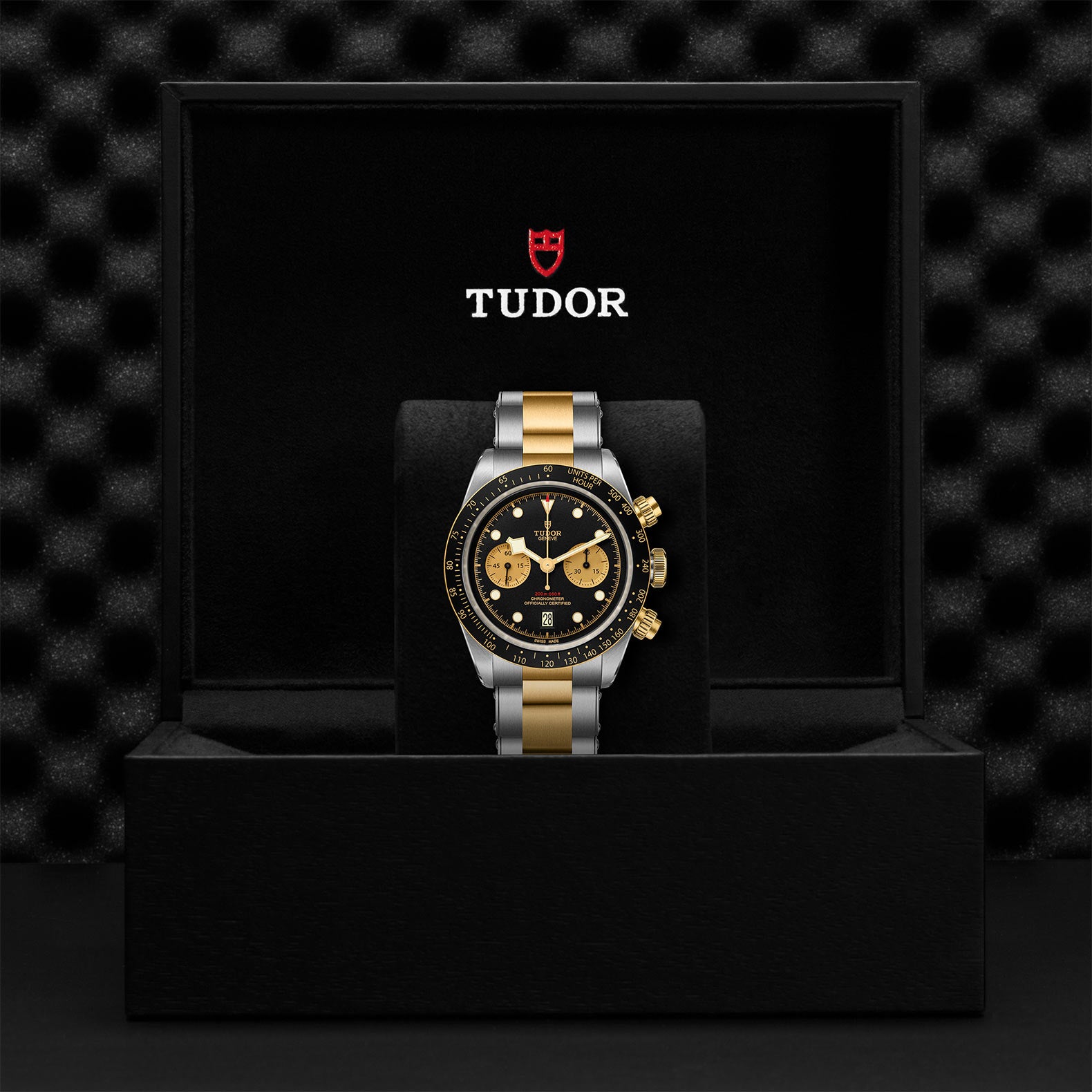 TUDOR Black Bay Chrono S&G with 41mm Steel Case and Steel And Yellow Gold Bracelet