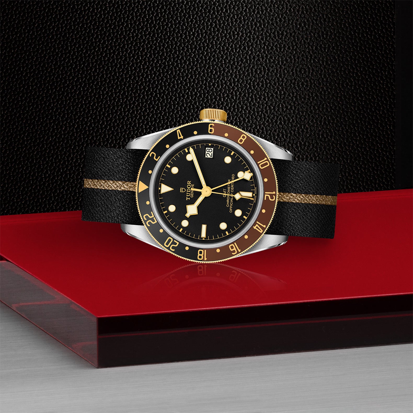 TUDOR Black Bay GMT S&G with 41mm Steel Case and Black Fabric Strap With Beige Band