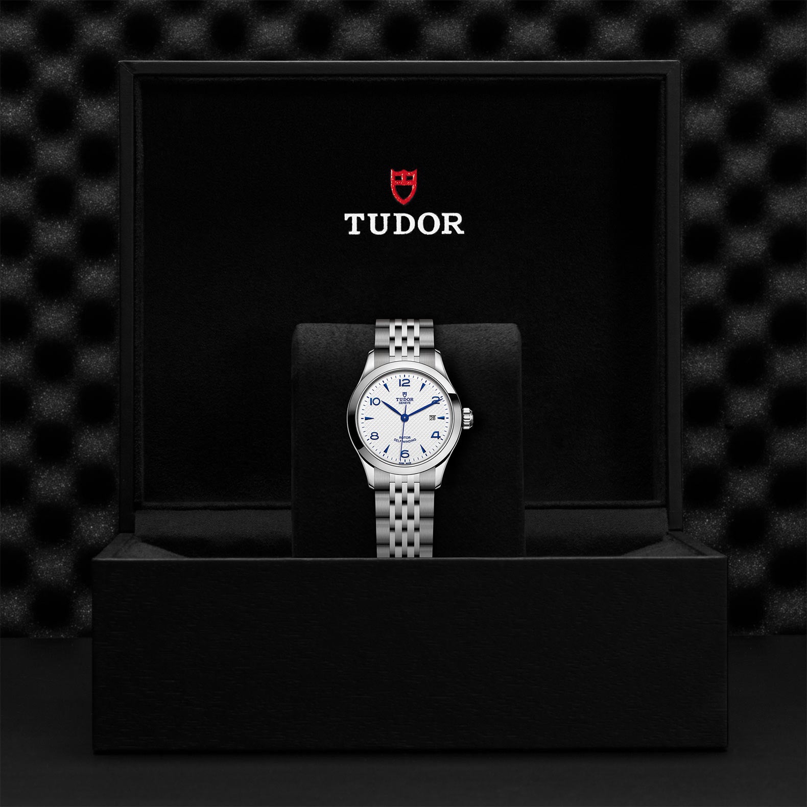 TUDOR 1926 with 28mm Steel Case and Opaline And Blue Dial