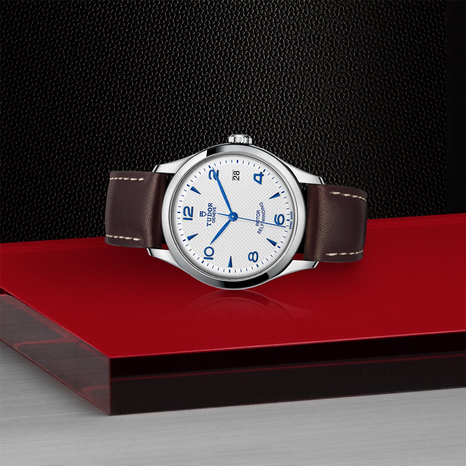 TUDOR 1926 with 36mm Steel Case and Opaline And Blue Dial