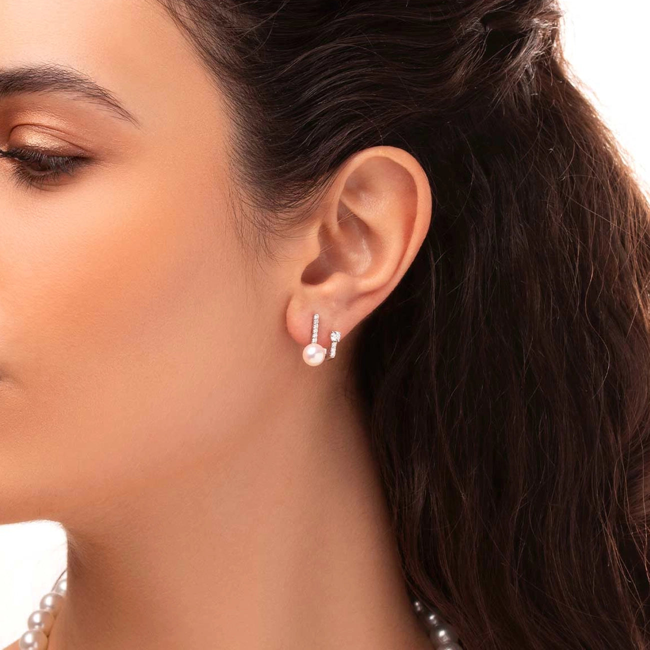 Yoko London Baby Glitz Akoya Pearl Ear Cuff