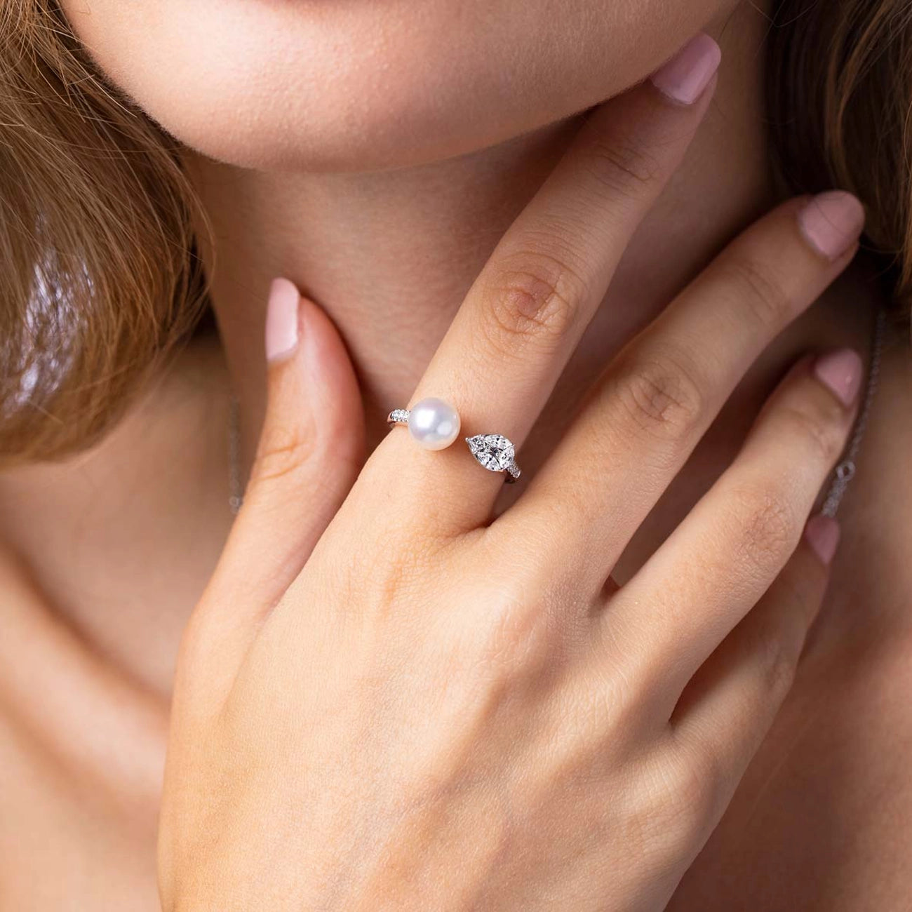 Yoko London Starlight Pearl and Diamond Spectrum Ring