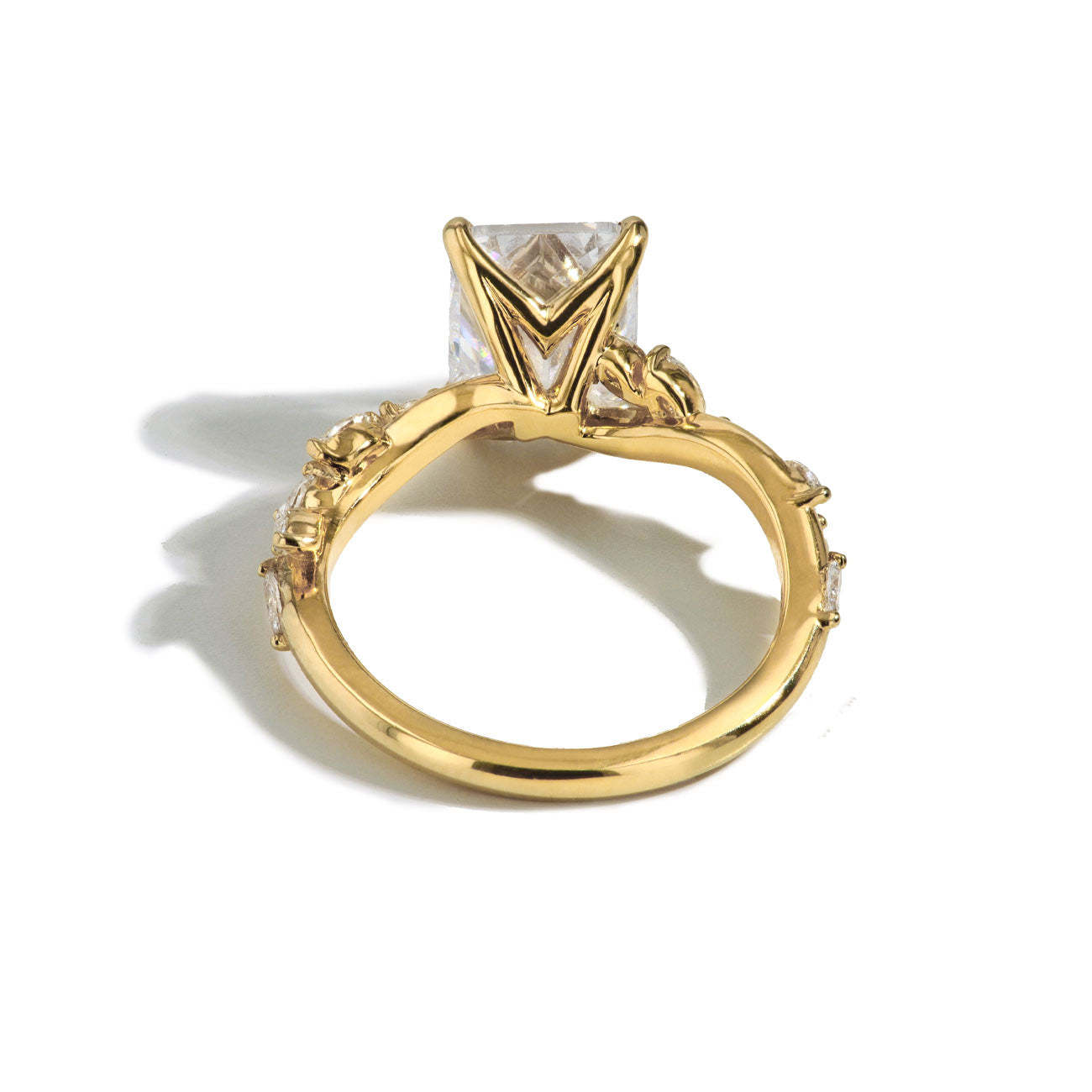 Robert Pelliccia Marquise Blooming Vine Setting