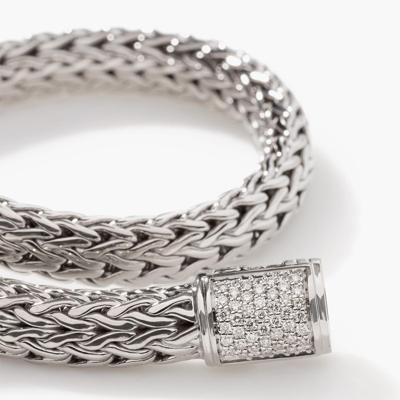 John Hardy Classic Chain 7mm Silver Bracelet with Pave Diamond Clasp .30ctw
