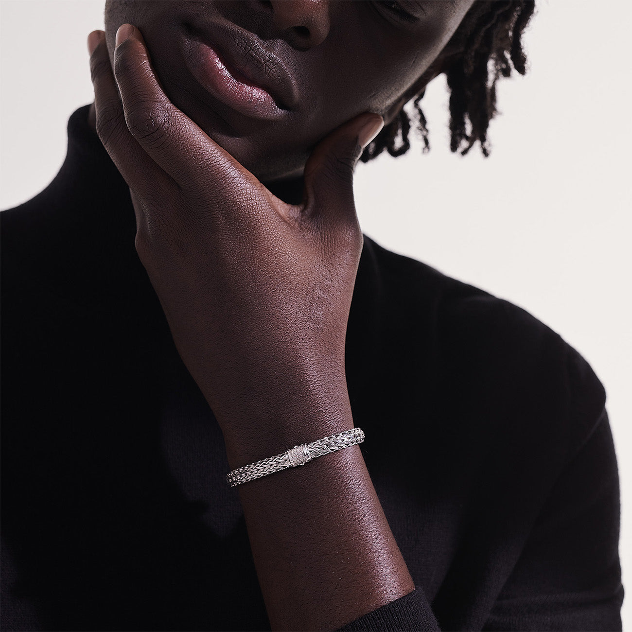 John Hardy Classic Chain 7mm Silver Bracelet with Pave Diamond Clasp .30ctw