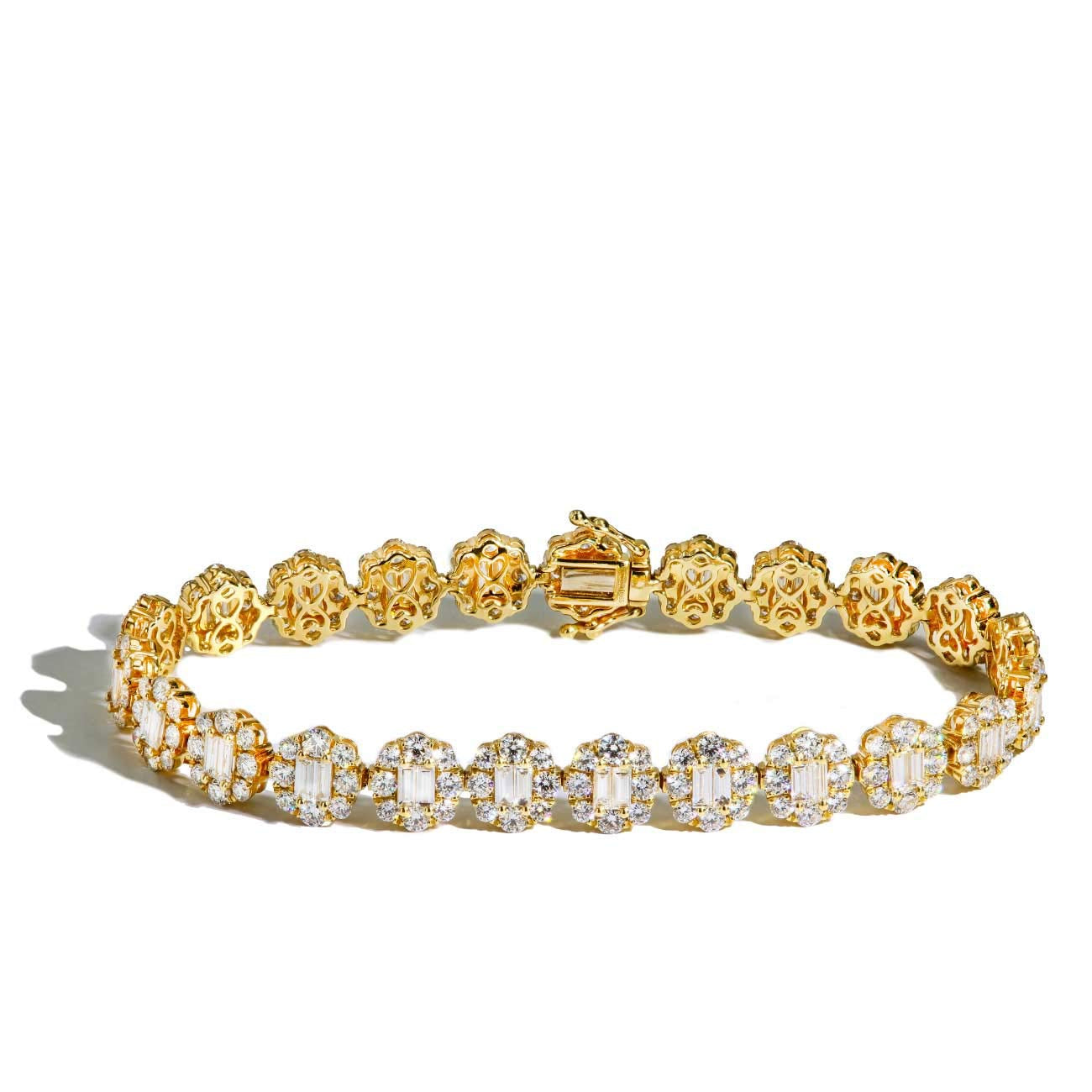 8.65ctw Illusion Diamond Link Bracelet in 18k Yellow Gold