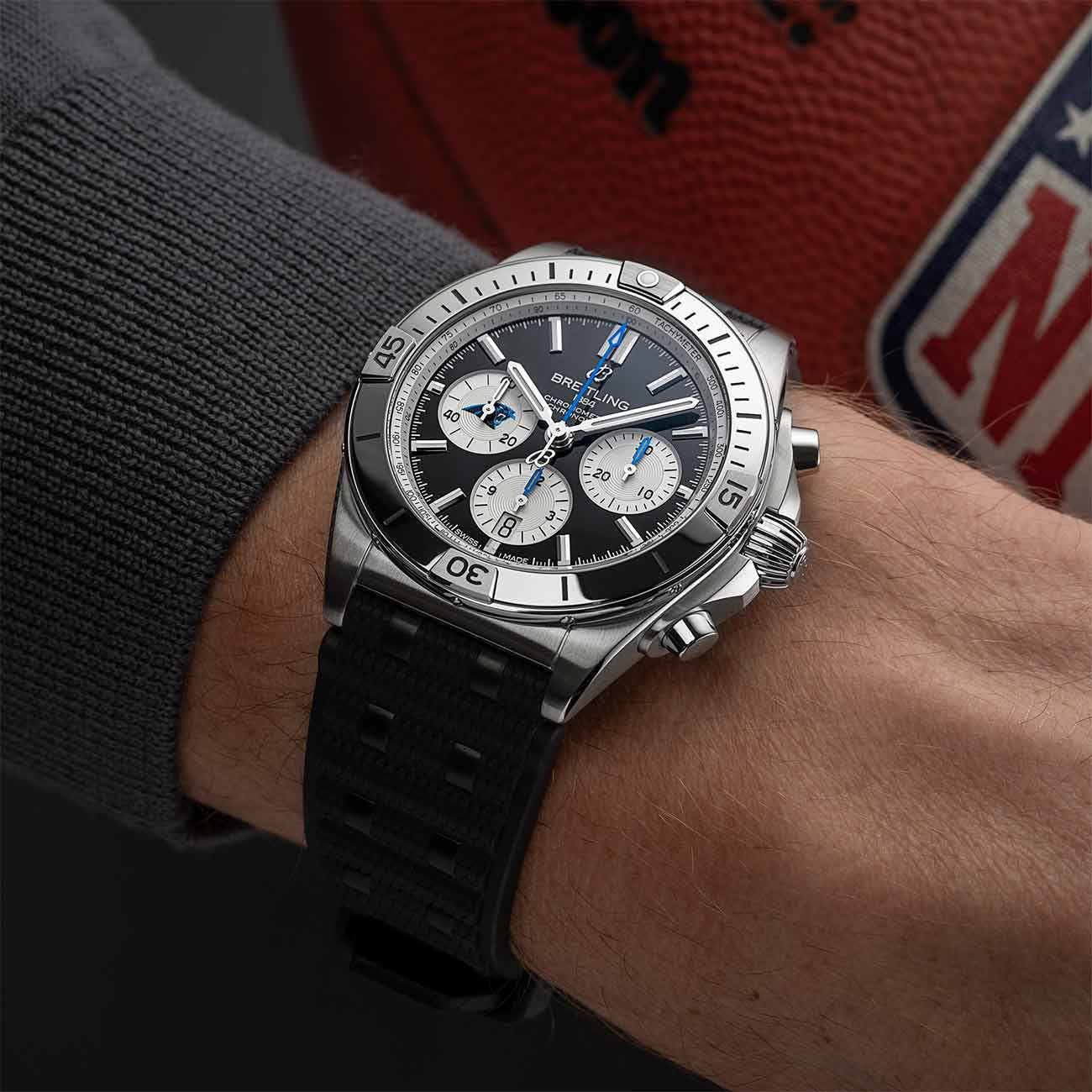 Breitling Chronomat B01 NFL Carolina Panthers Edition - 42mm