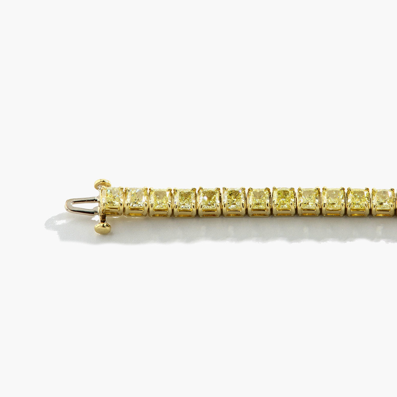14 Carat Yellow Diamond Tennis Bracelet in 18K Yellow Gold
