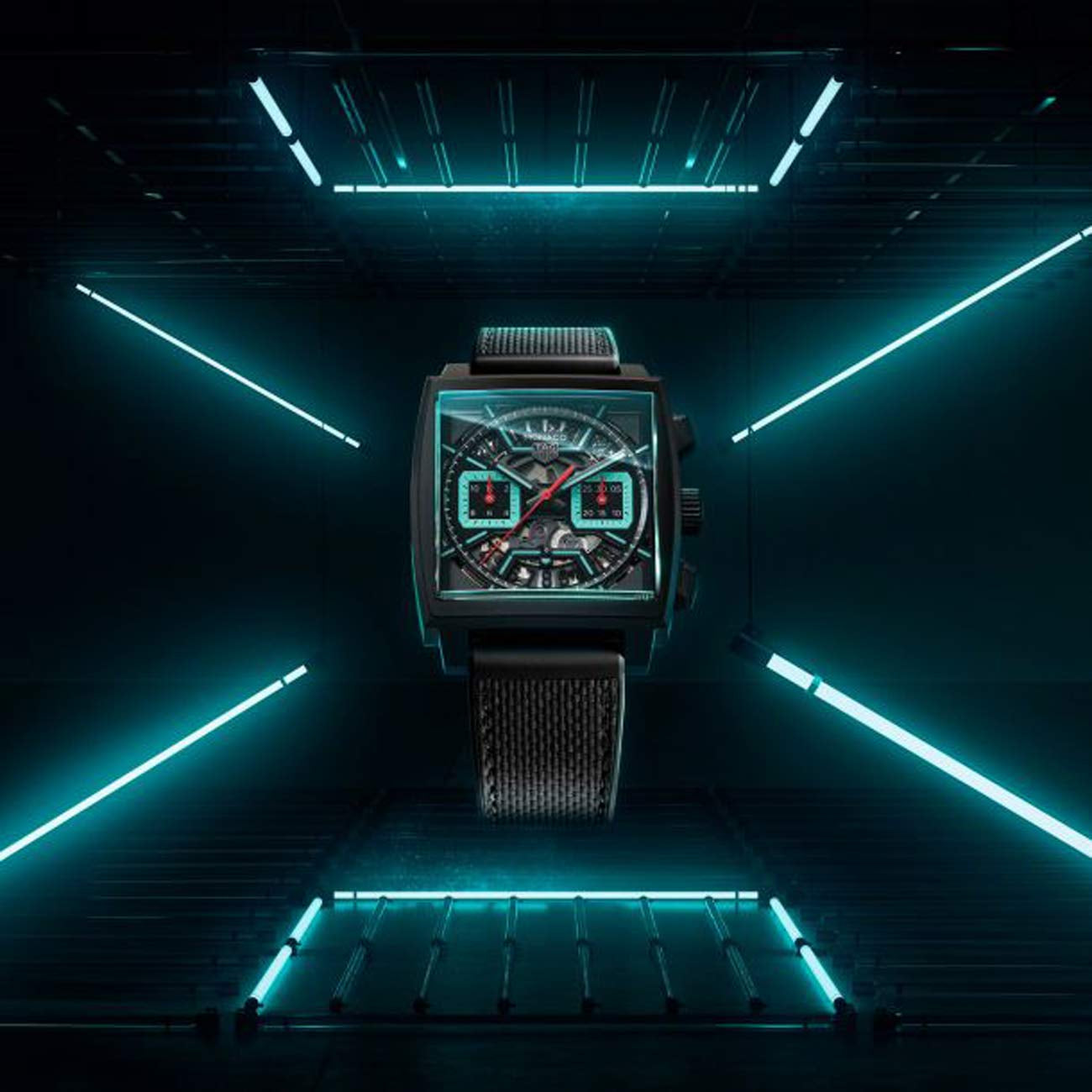 TAG Heuer Monaco Chronograph Heuer 02 Black and Turquoise Dial Rubber Strap - 39mm
