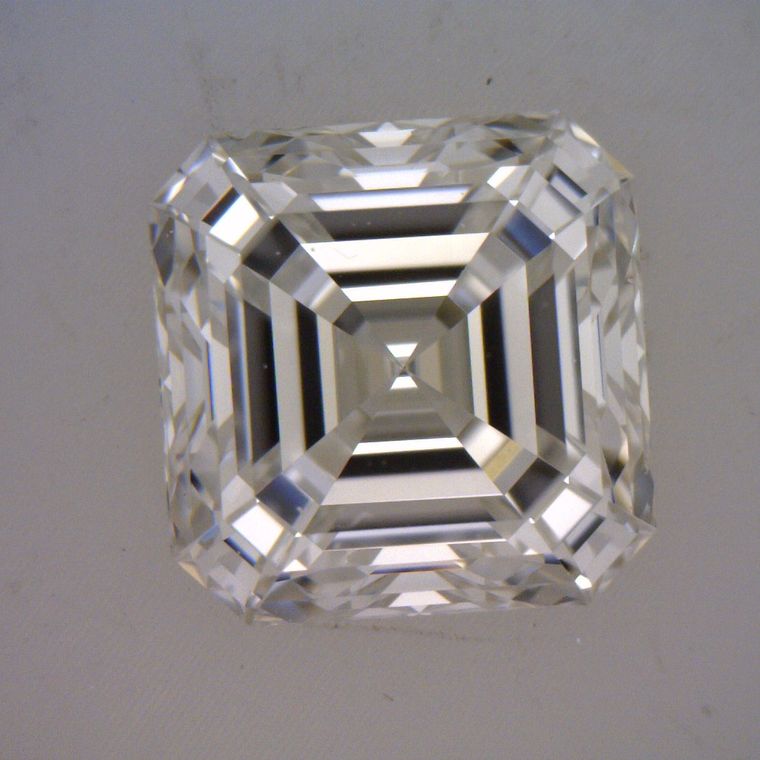 Diamond Asscher 1.01ct VVS1