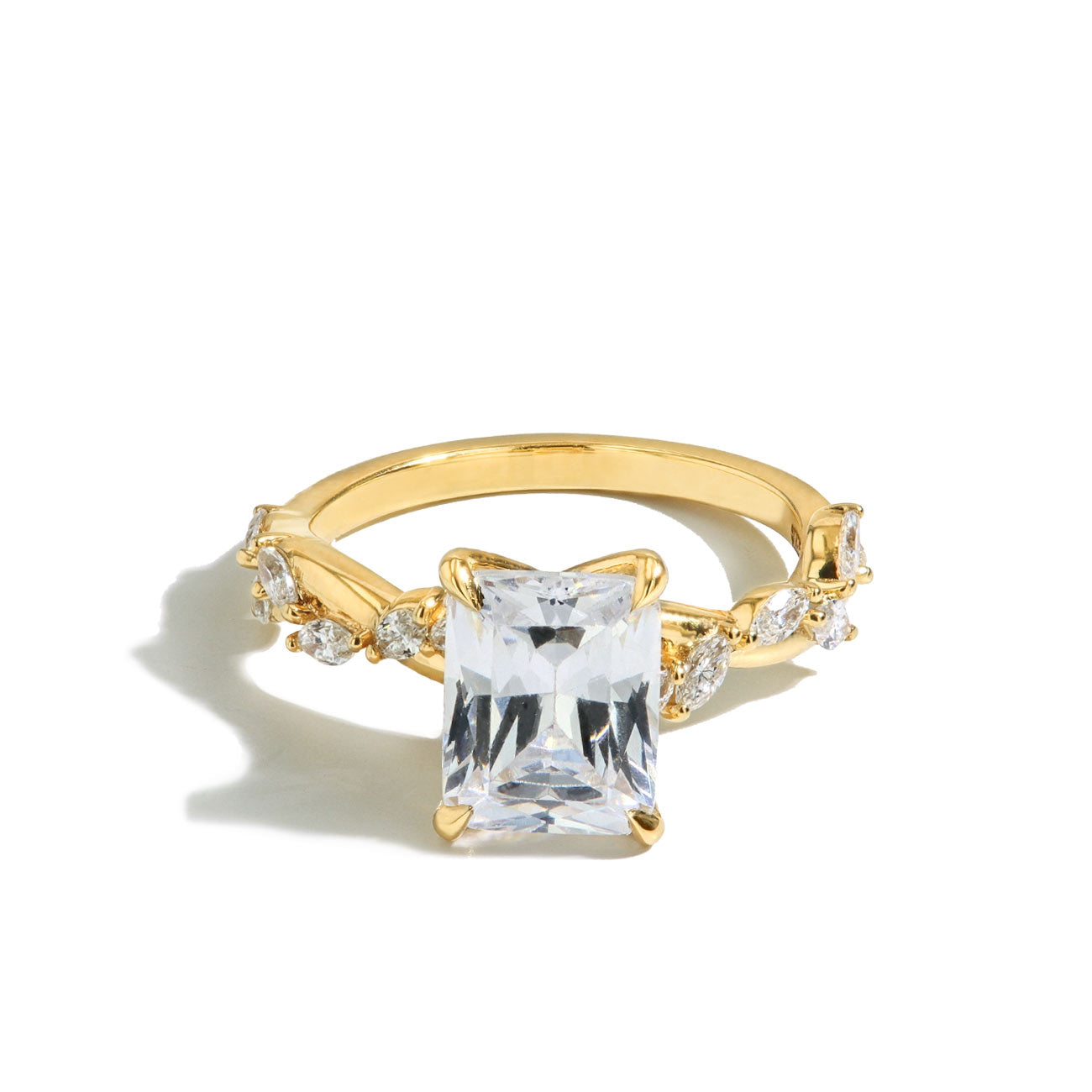 Robert Pelliccia Marquise Blooming Vine Setting