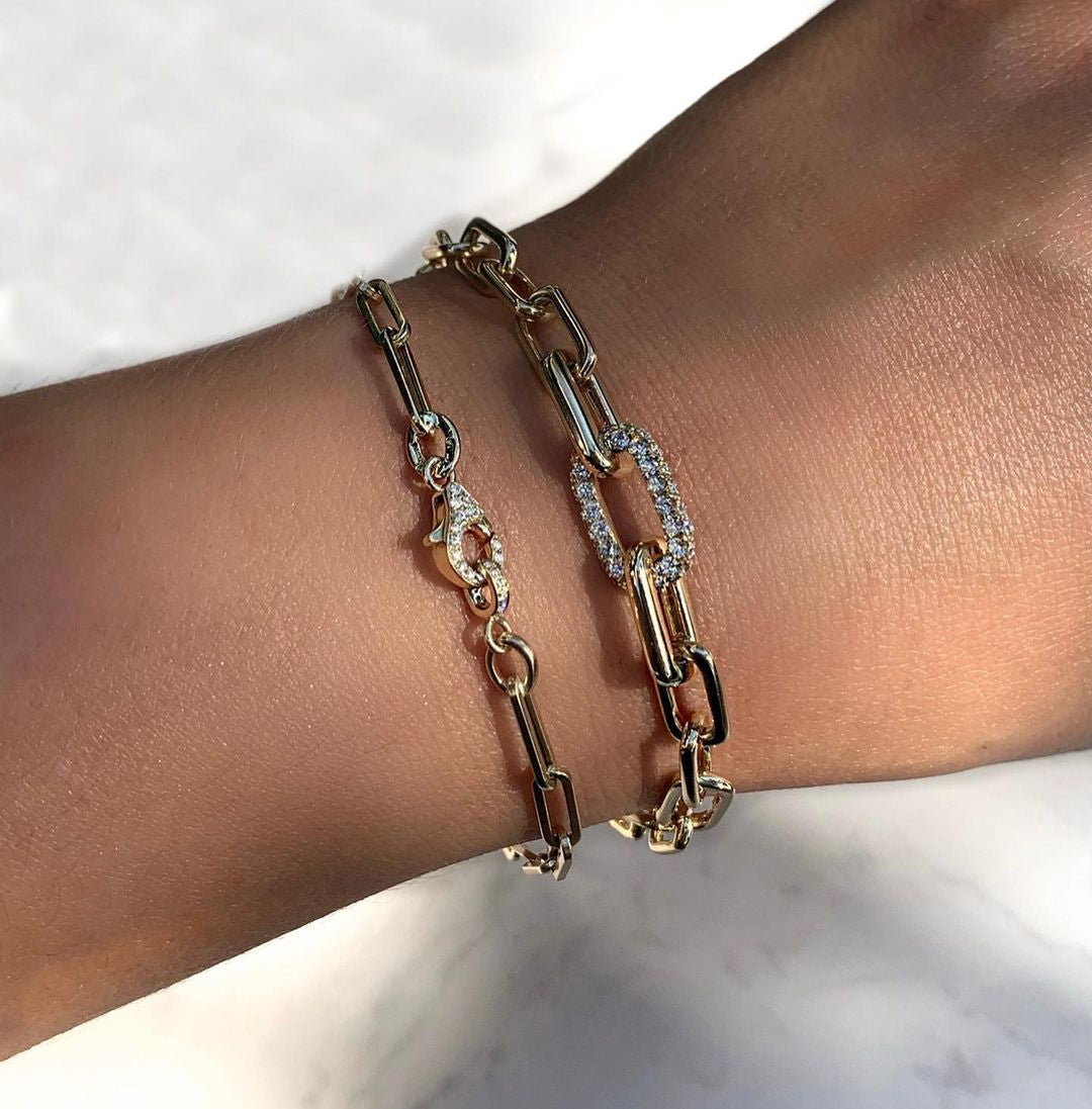 Single Diamond Link Gold Bracelet