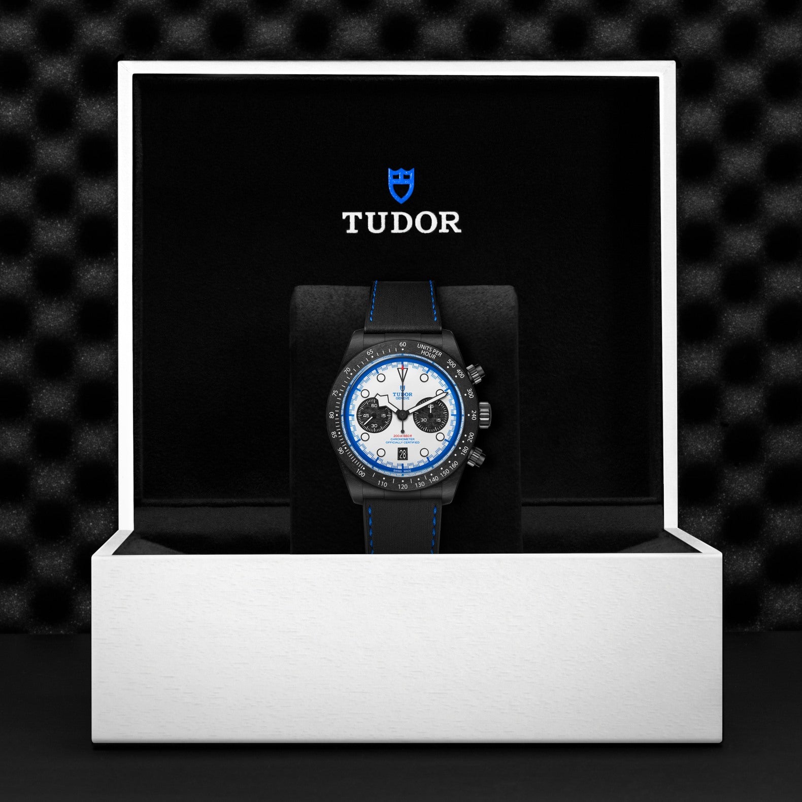 TUDOR Black Bay Chrono Carbon 25