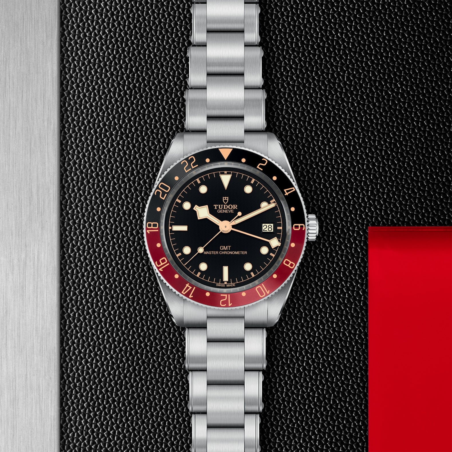 TUDOR Black Bay 58 GMT with 39mm Steel Case Black and Burgundy Bezel