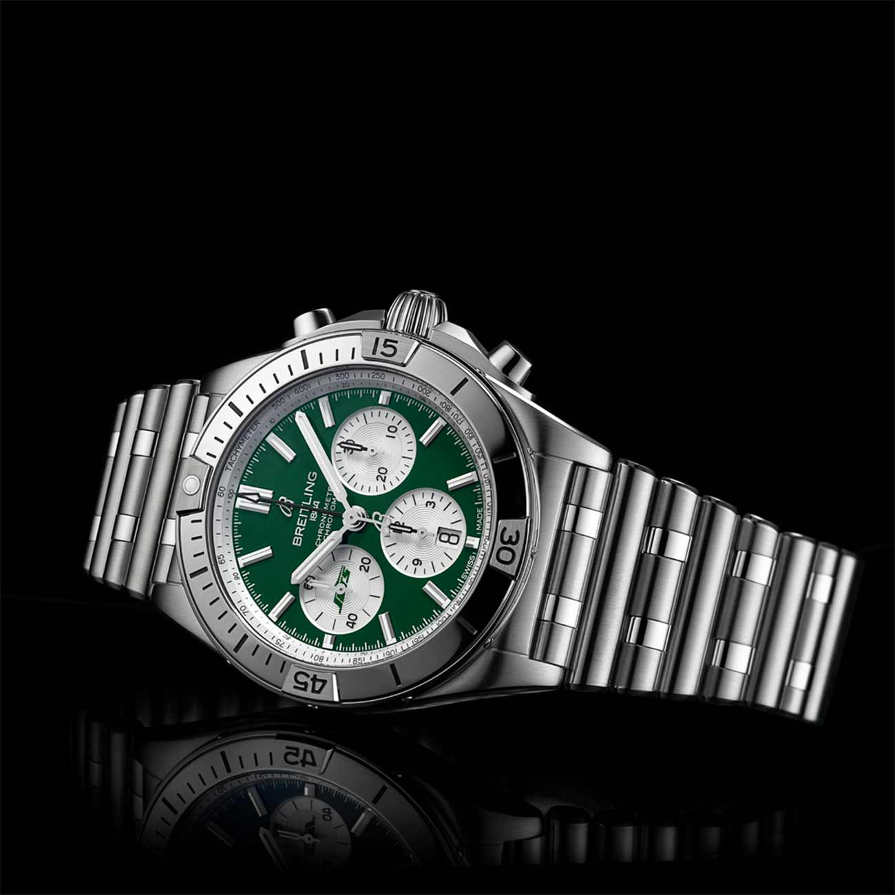 Breitling Chronomat B01 NFL New York Jets Edition with a Rouleaux Steel Bracelet - 42mm