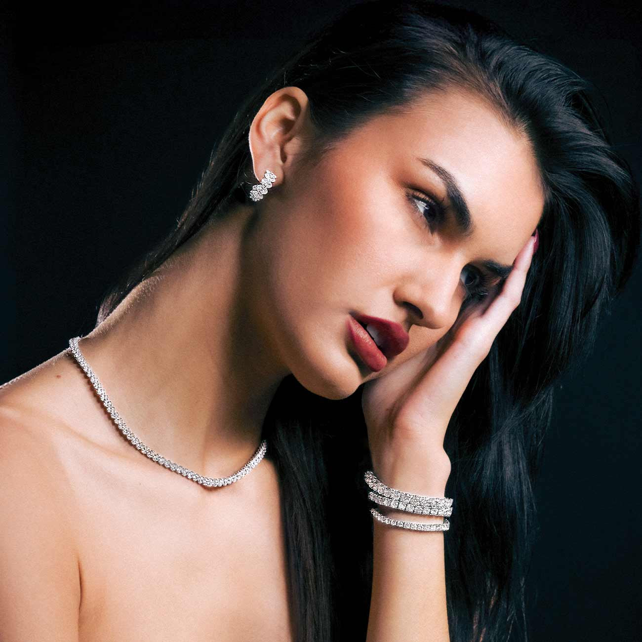 21 Carat Diamond Tennis Bracelet in 18K White Gold