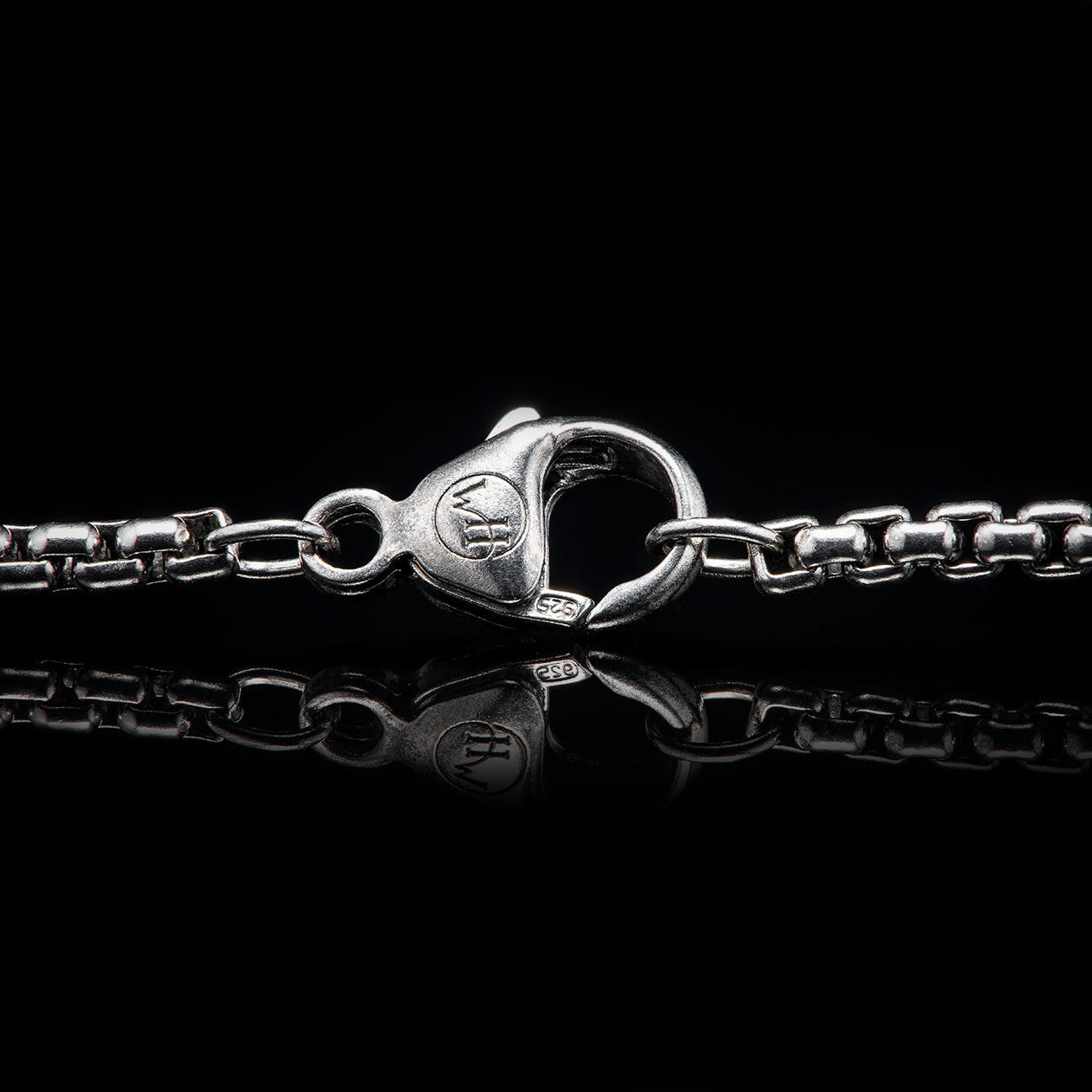 William Henry Pinnacle Labradorite Necklace