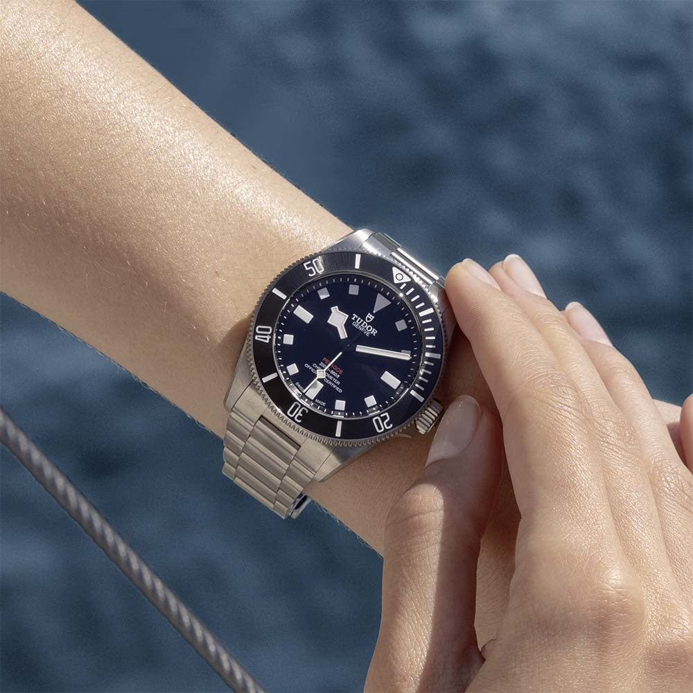 TUDOR Pelagos 39 with Unidirectional Rotating Bezel and Titanium Bracelet