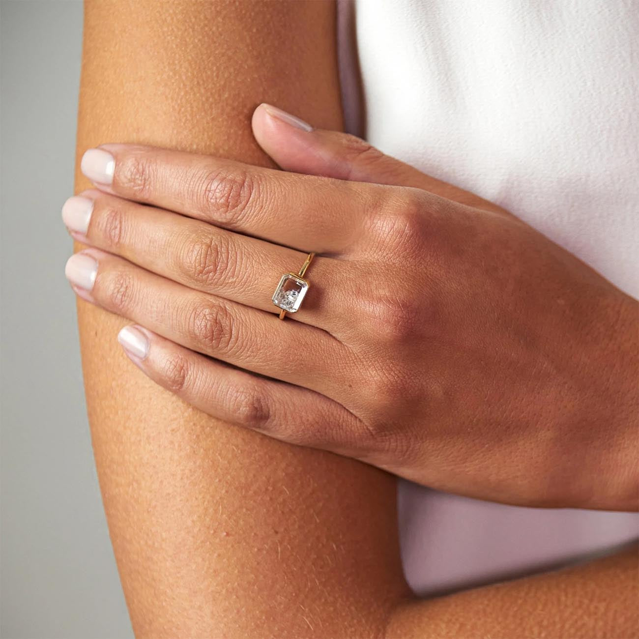 Moritz Glik Esmeralda Diamond Shaker Ring in 18K White Gold