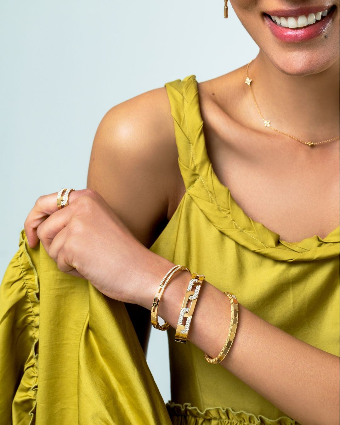 Roberto Coin Navarra Diamond Elongated Paperclip Bangle