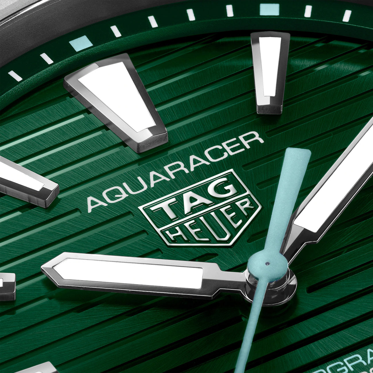 TAG Heuer Aquaracer Green Solargraph 200 Watch - 40mm