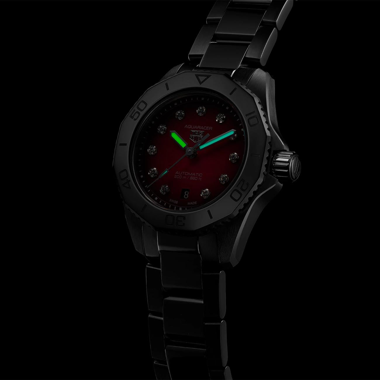 TAG Heuer Aquaracer Professional Ruby Red Mother of Pearl - 30mm